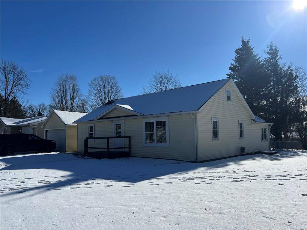 Shell Lake, WI 54871,518 8th Avenue