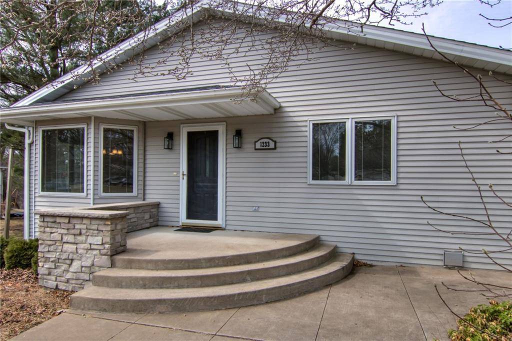 Menomonie, WI 54751,1233 River Heights Road