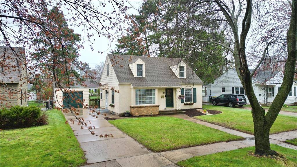 Eau Claire, WI 54701,227 E Polk Avenue