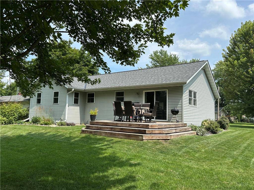 Colfax, WI 54730,811 Riverview Avenue