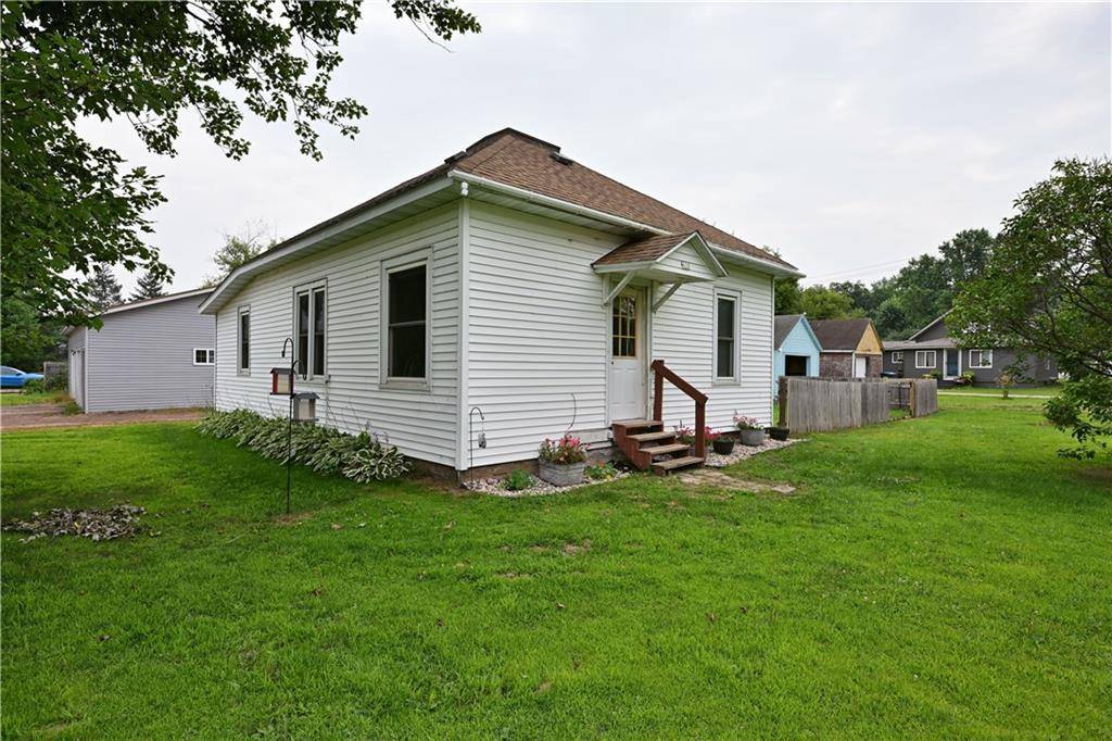 Chetek, WI 54728,428 7th Street