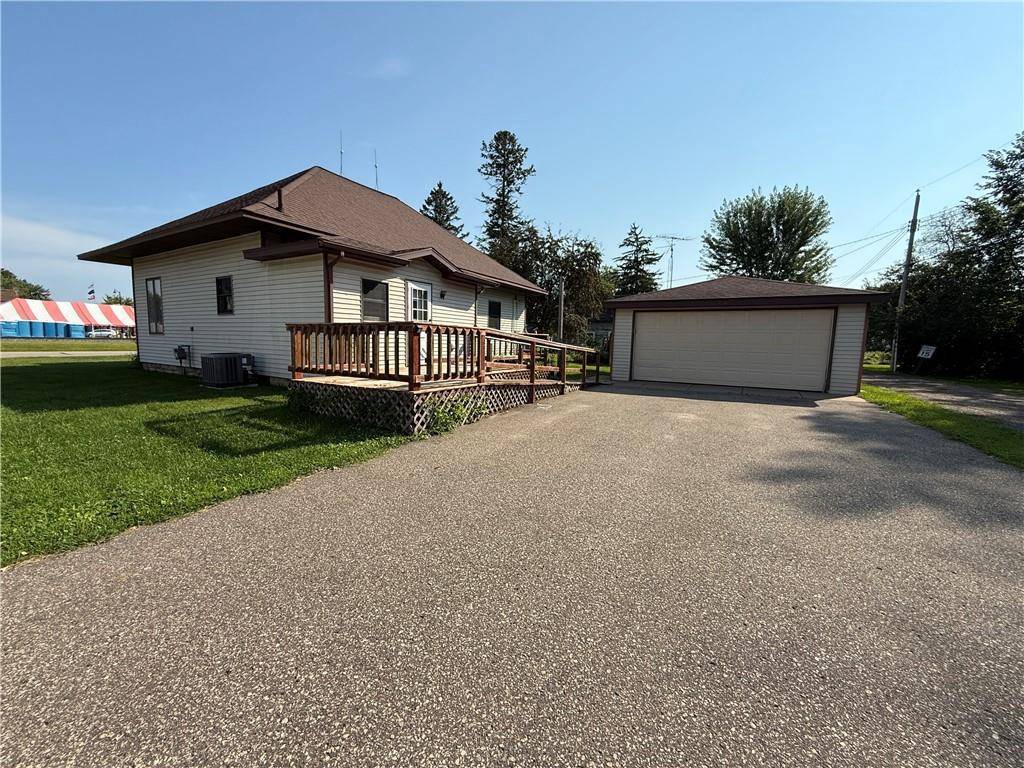 Boyceville, WI 54725,904 Railroad Avenue