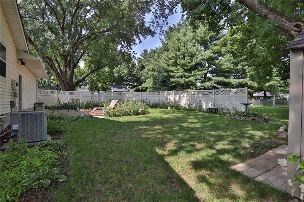 River Falls, WI 54022,931 Roosevelt Street