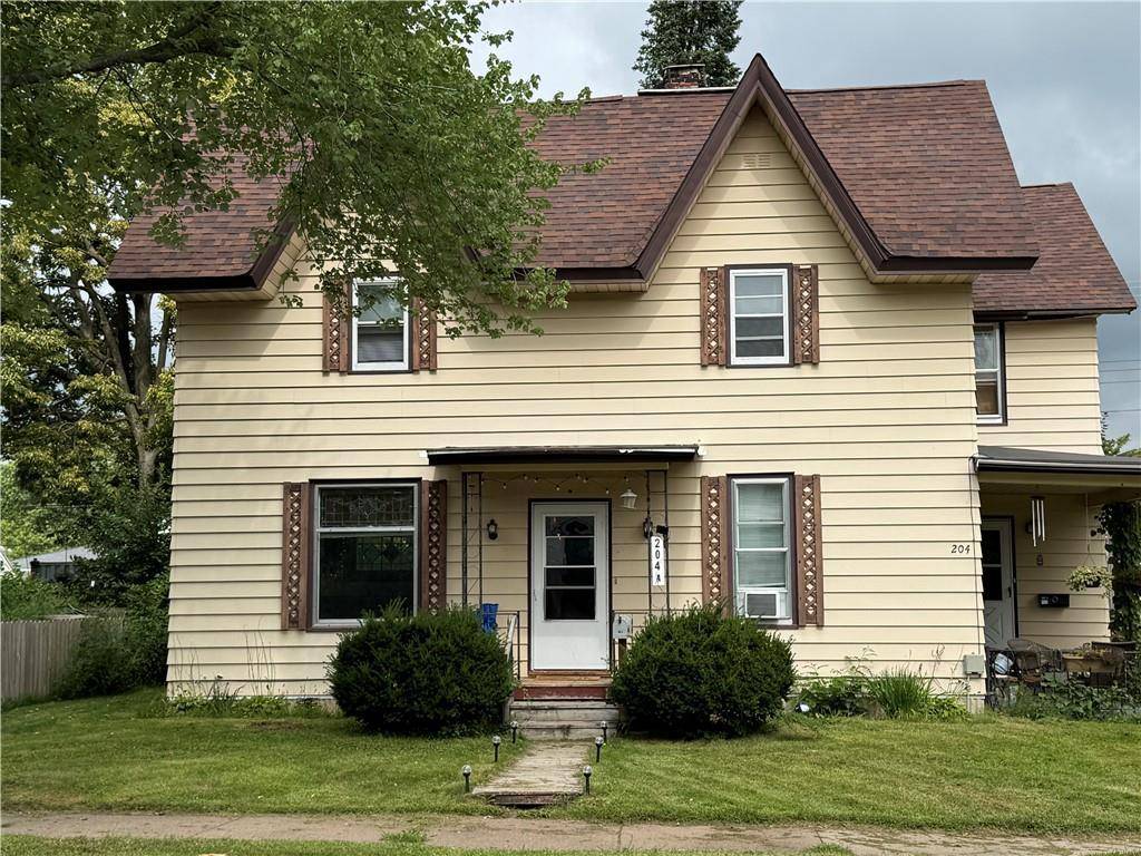 Chippewa Falls, WI 54729,204 W Cedar Street #3