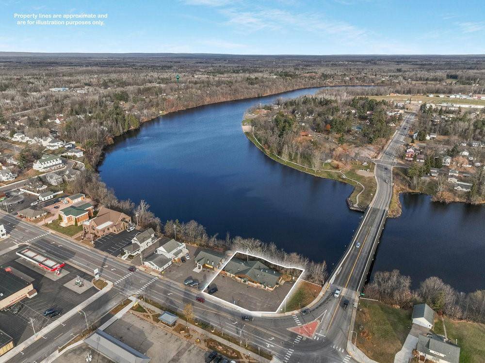 Ladysmith, WI 54848,215 Lake Avenue