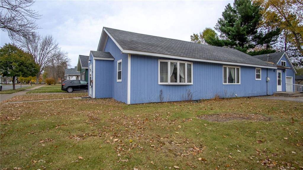 Eau Claire, WI 54703,1705 9th Street