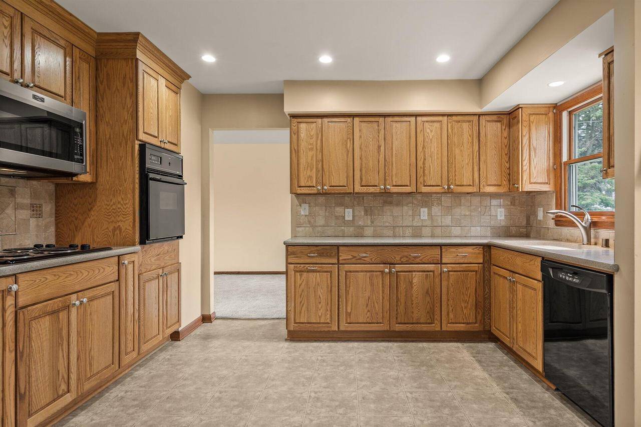 Brookfield, WI 53005,2600 Kevenauer Dr