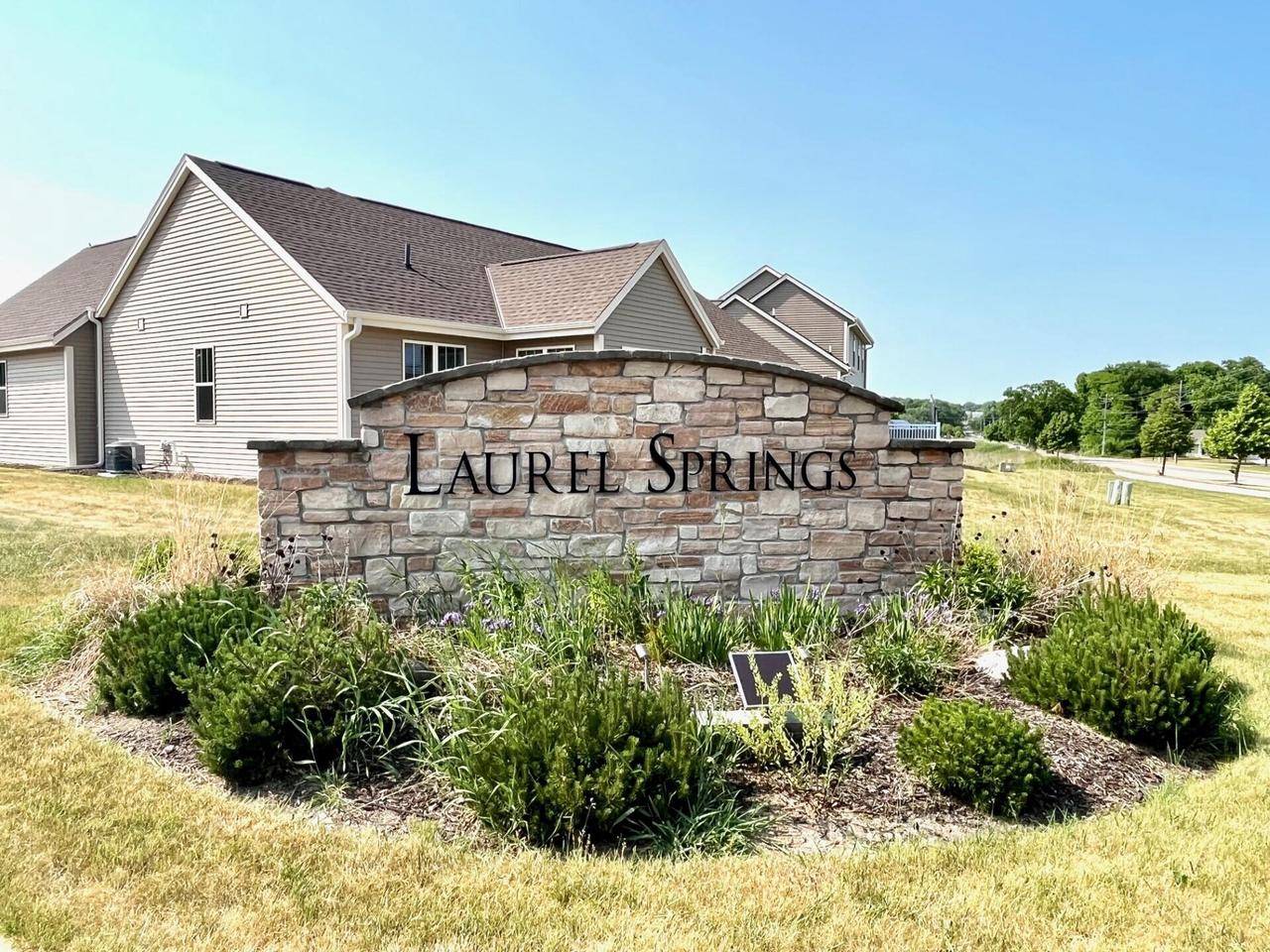 Jackson, WI 53037,W206N17570 HIDDEN CREEK ROAD