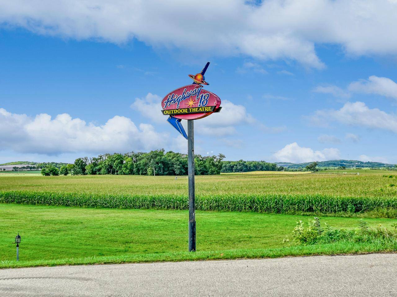 Jefferson, WI 53549,W6423 US Highway 18