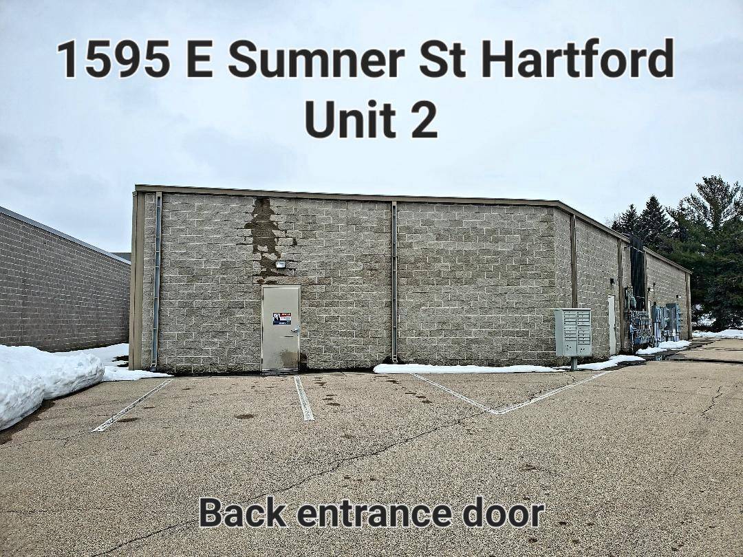 Hartford, WI 53027,1595 E Sumner STREET #2