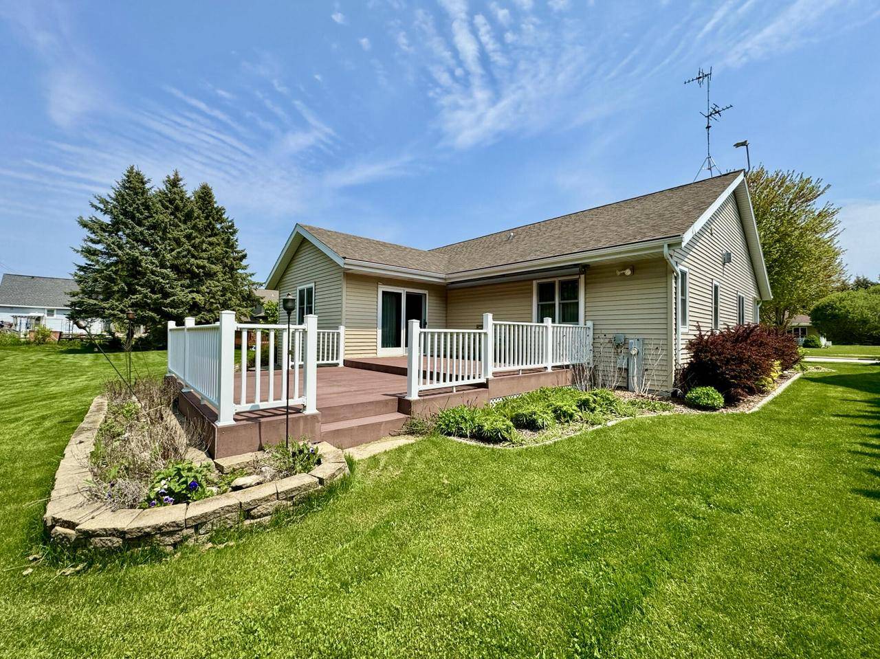 Sheboygan, WI 53081,3424 S 17th STREET