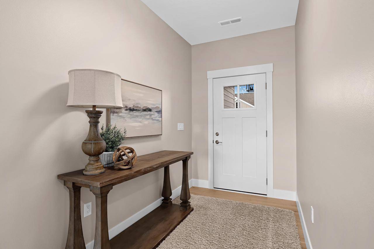 La Crosse, WI 54601,322 River POINT #L2