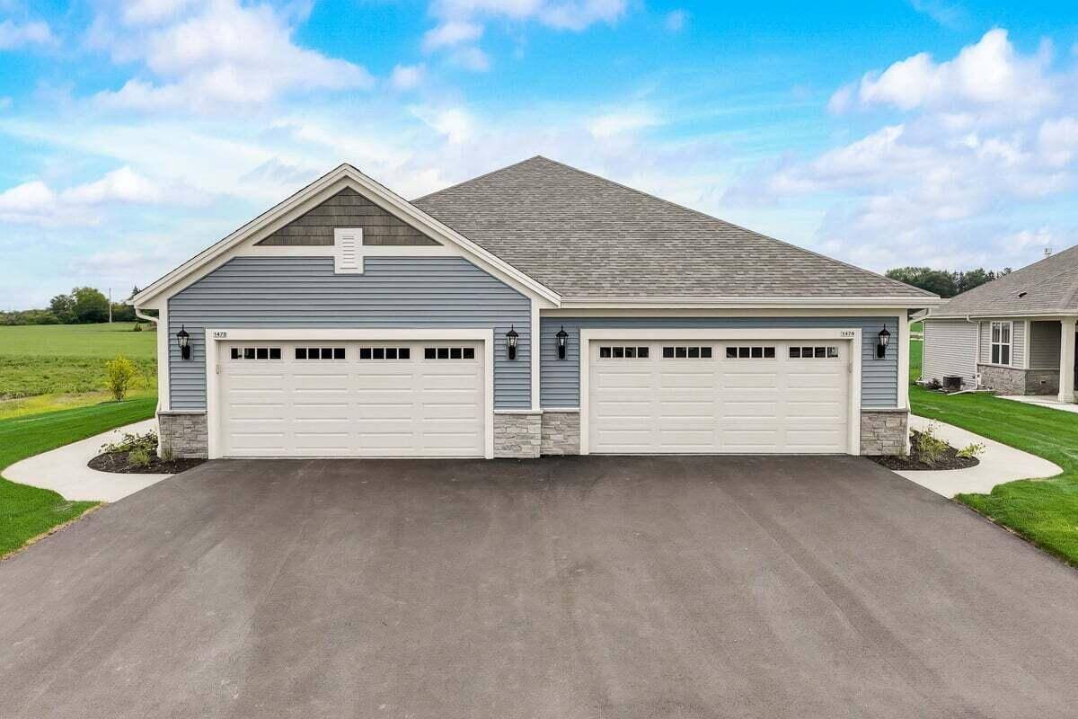 Mukwonago, WI 53149,1474 Sandhill LANE #0602