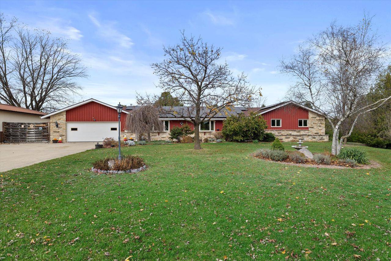 West Bend, WI 53095,400 Knollwood ROAD