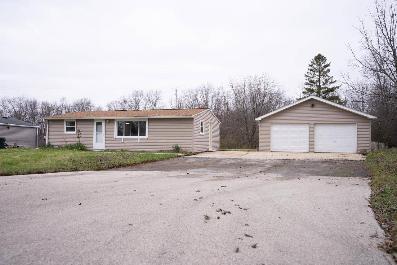 Caledonia, WI 53108,10240 Root River DRIVE