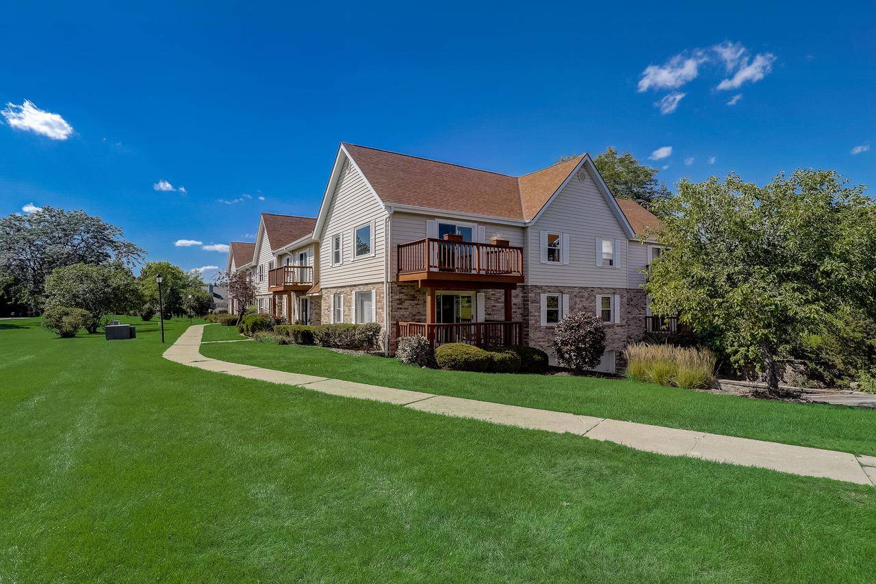 Mequon, WI 53092,10615 N Ivy COURT #46