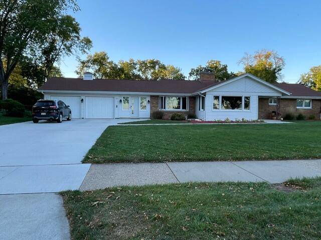 Oshkosh, WI 54901,1810 Menominee DRIVE