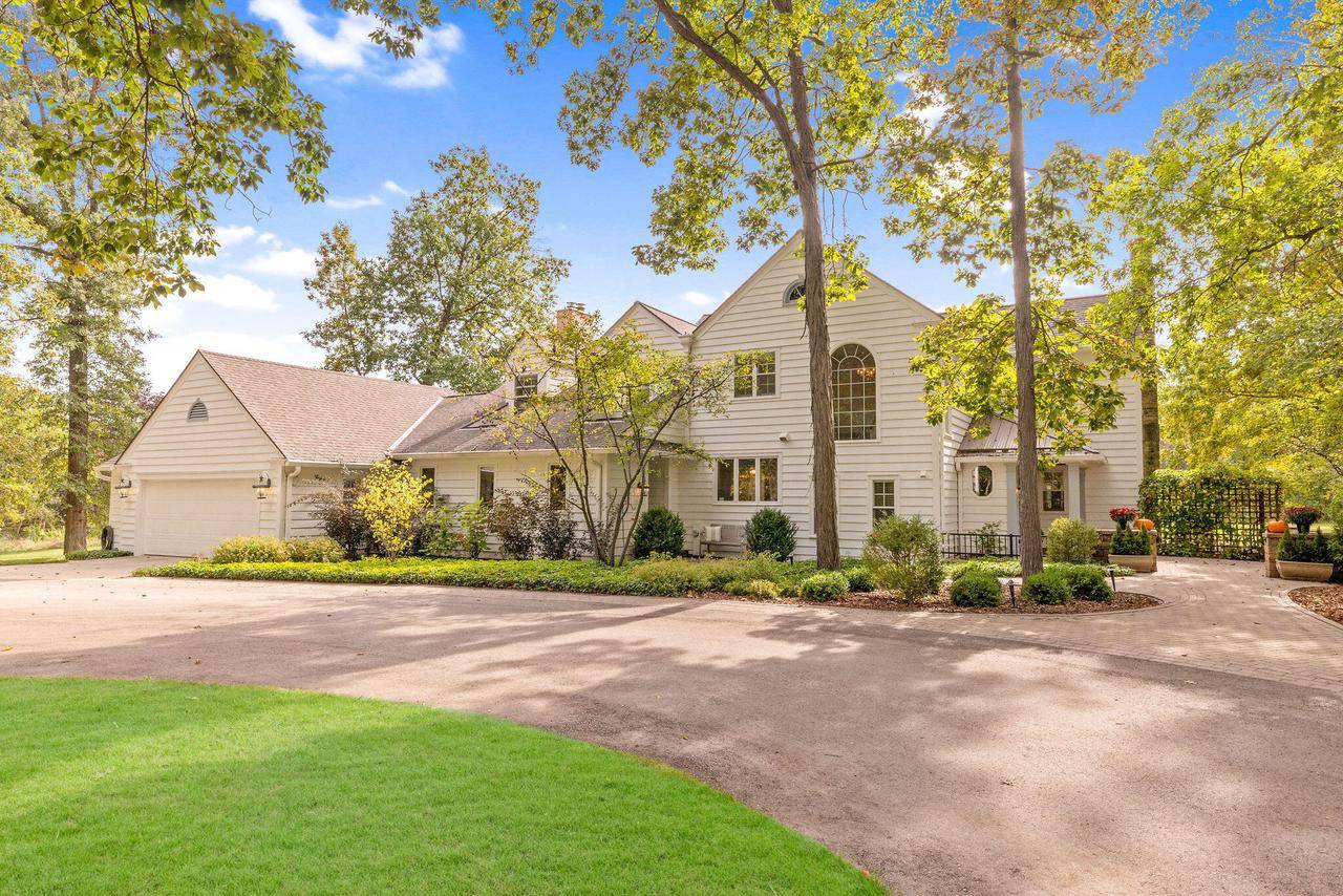 Mequon, WI 53097,13105 N West Shoreland DRIVE