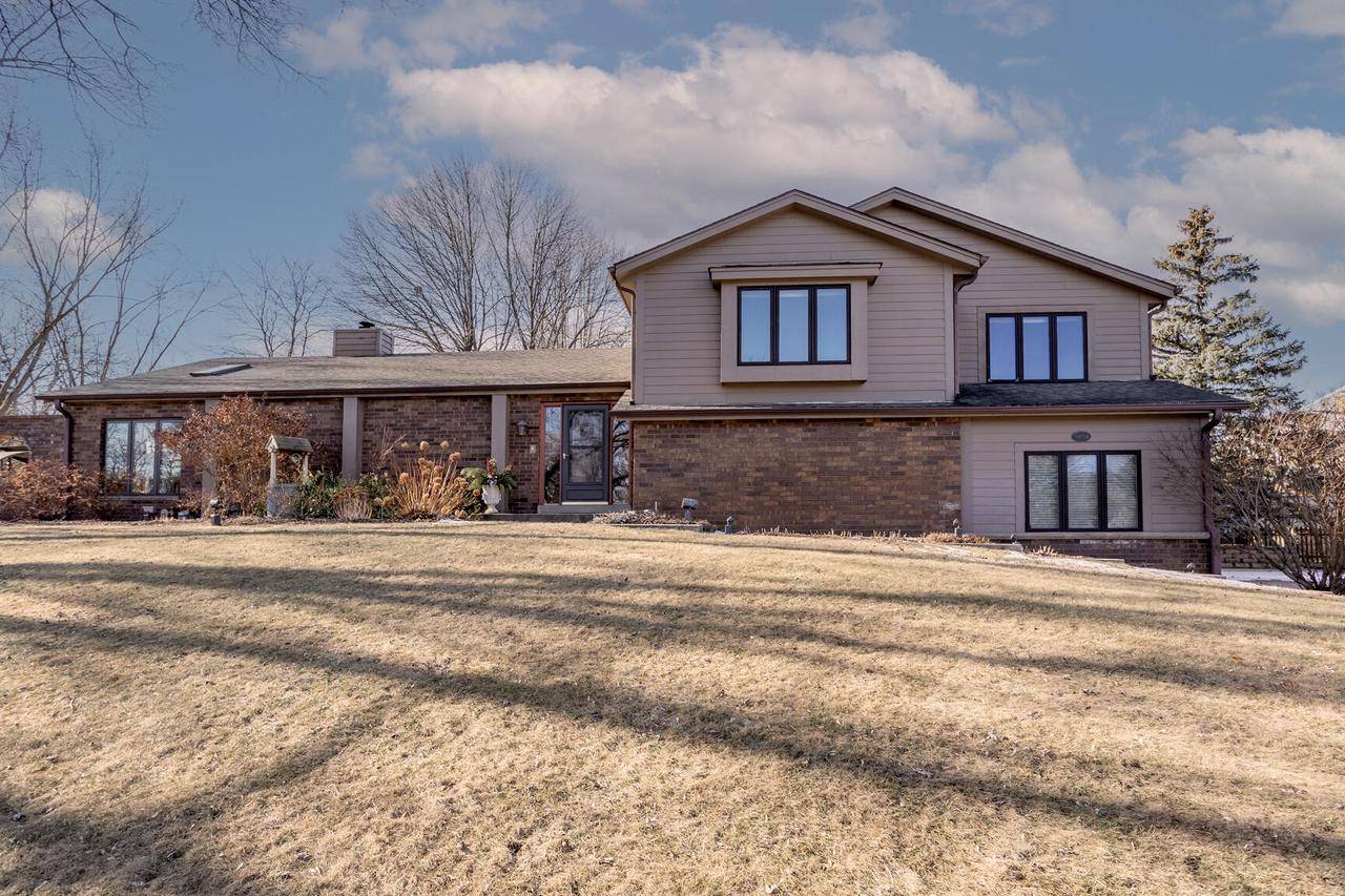 Brookfield, WI 53045,20725 Sundance DRIVE