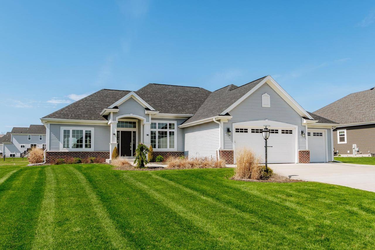 Pewaukee, WI 53072,N46W22348 Boxleaf LANE