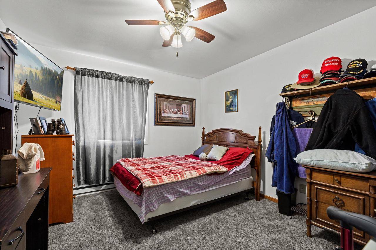 West Bend, WI 53095,173 W Paradise DRIVE #175