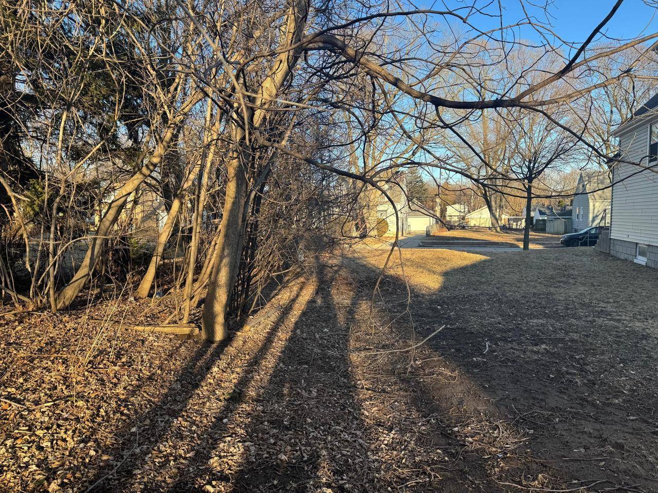 Milwaukee, WI 53209,5717 N 37TH STREET