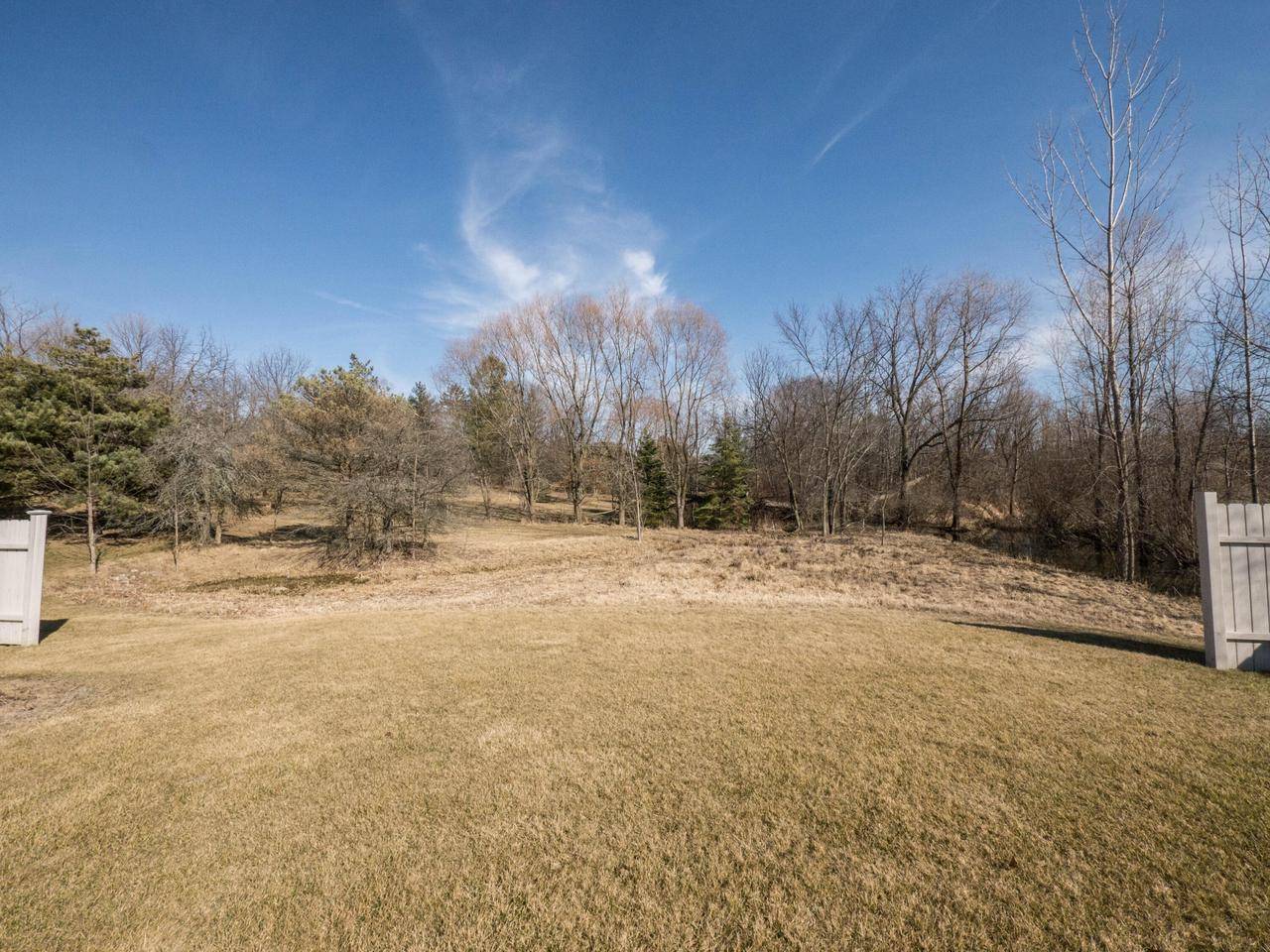 Racine, WI 53402,6617 Medley DRIVE