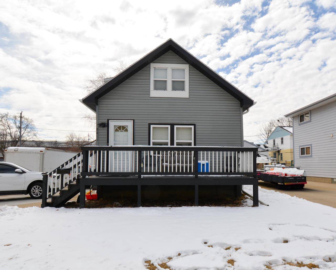 Milwaukee, WI 53214,8811 W Adler STREET