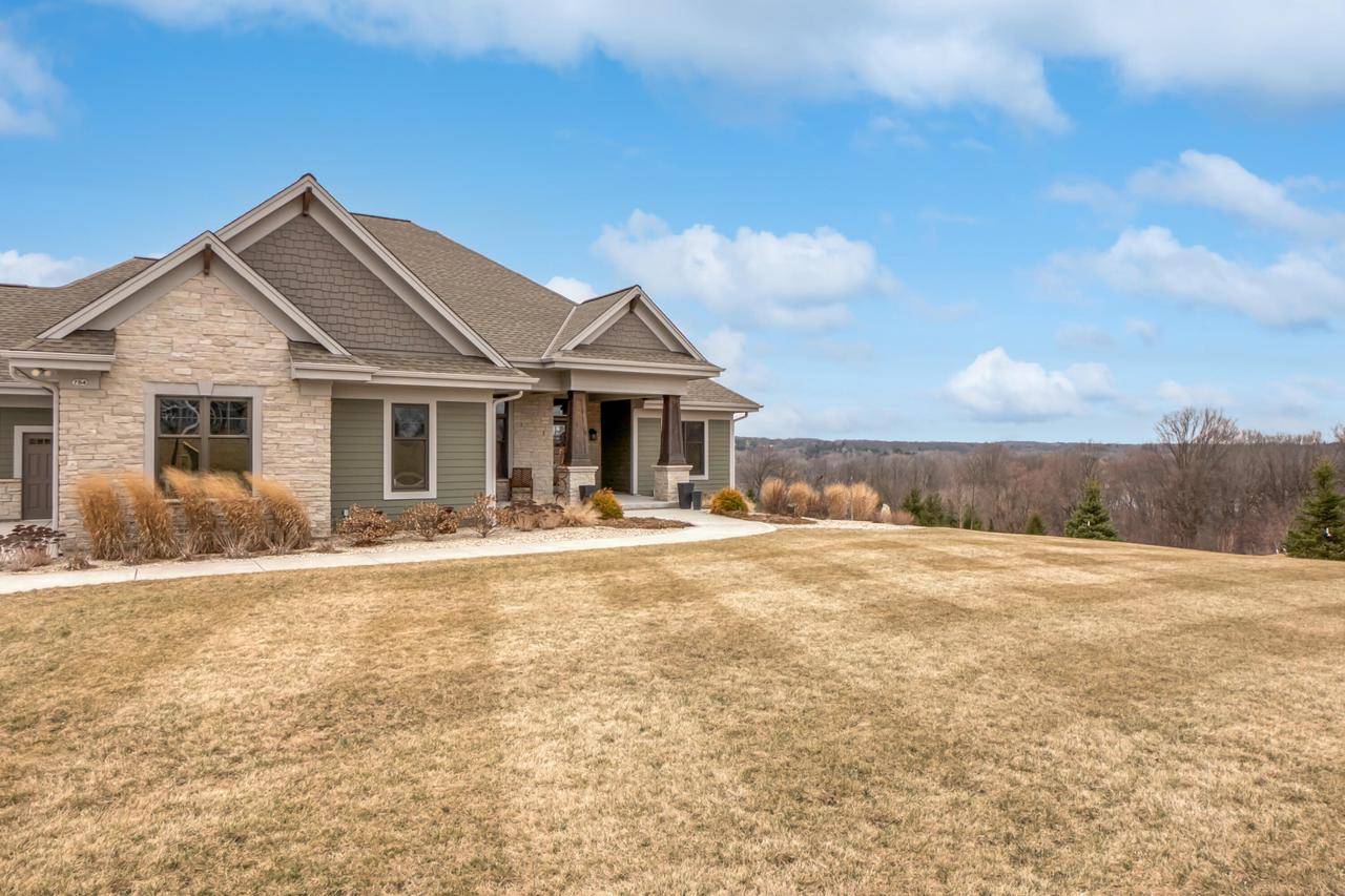 Colgate, WI 53017,784 Lakeview Ridge LANE