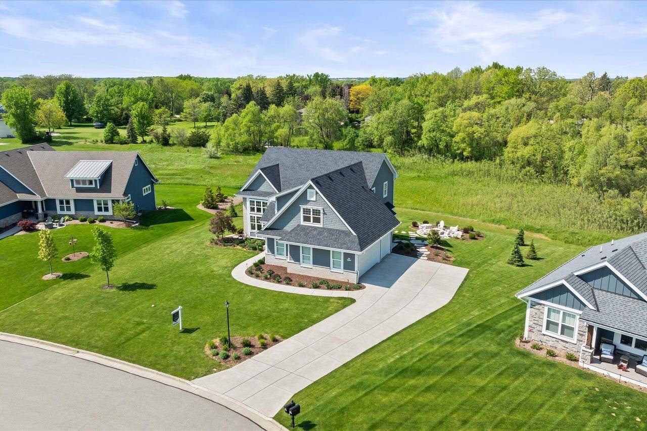 Menomonee Falls, WI 53051,N67W13238 West View CIRCLE