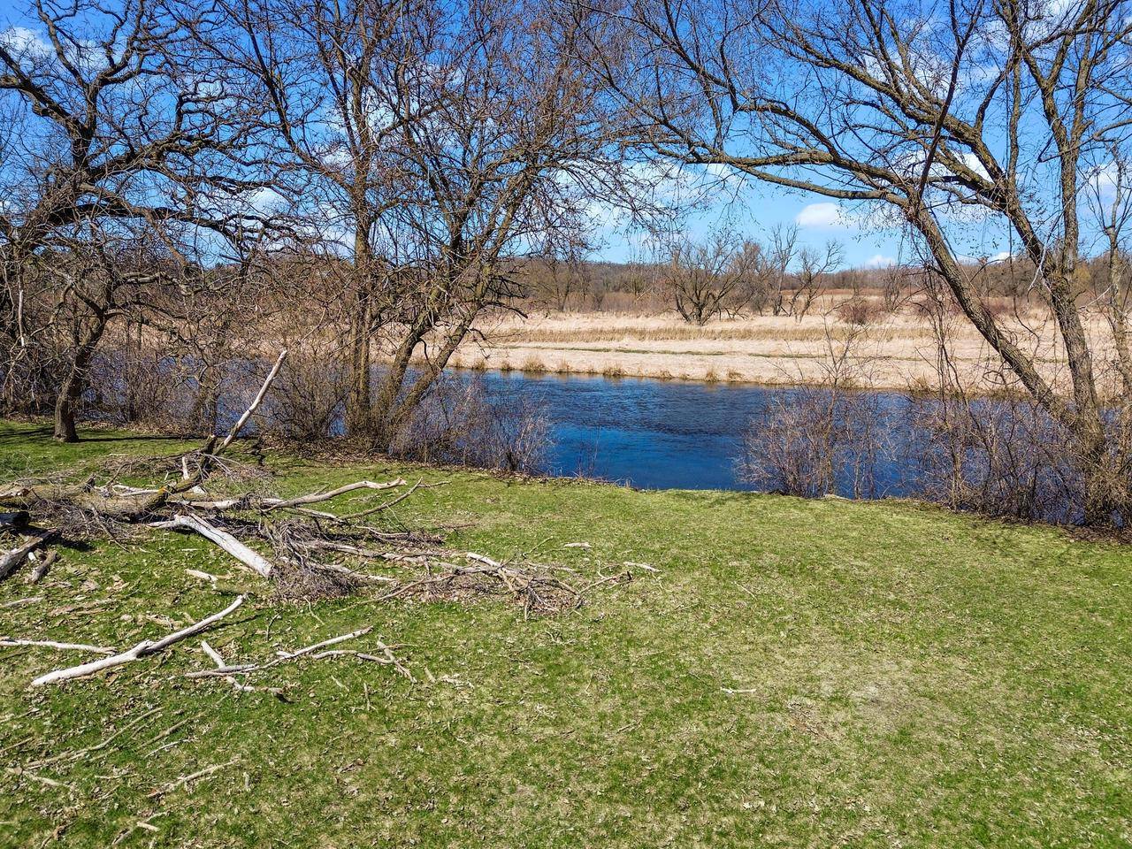 Silver Lake, WI 53170,325 W PARK STREET