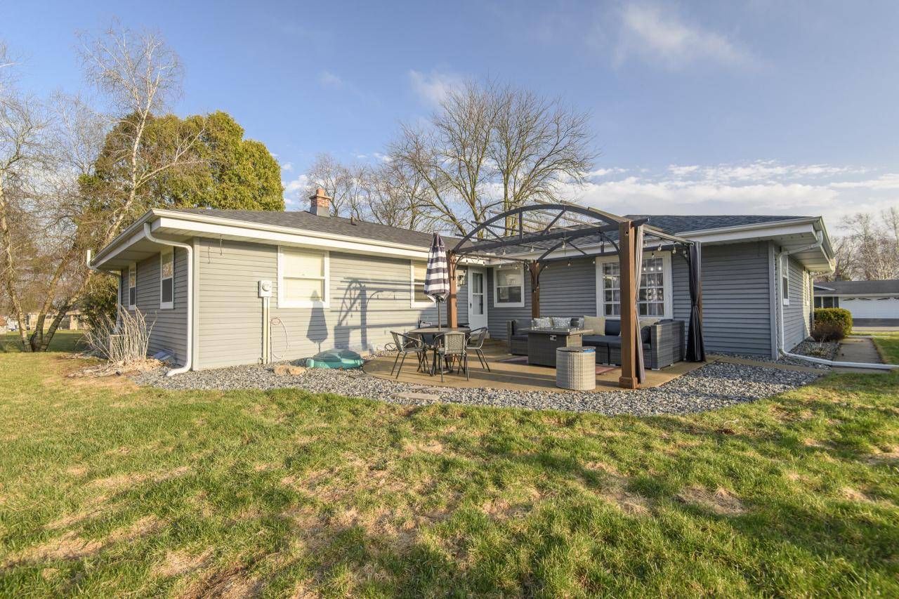 Hartland, WI 53029,1024 Marquette ROAD