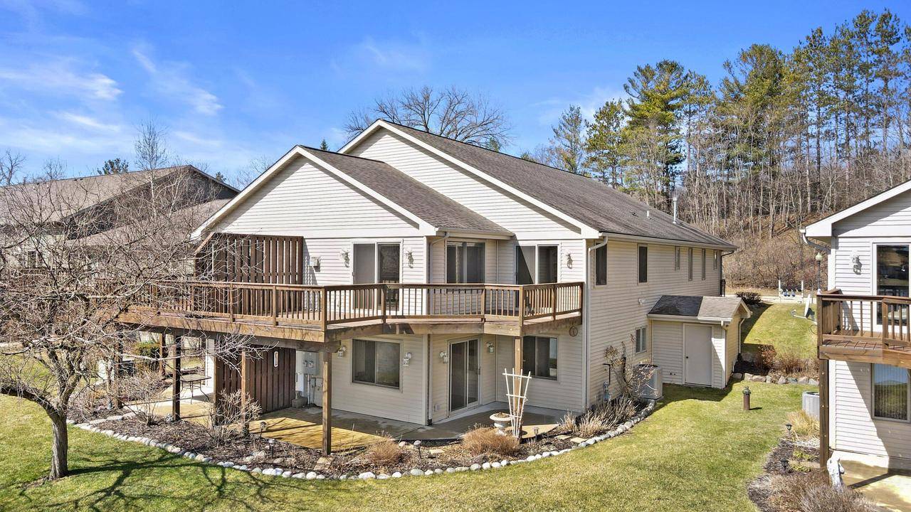 West Bend, WI 53090,7076 Timblin DRIVE #2