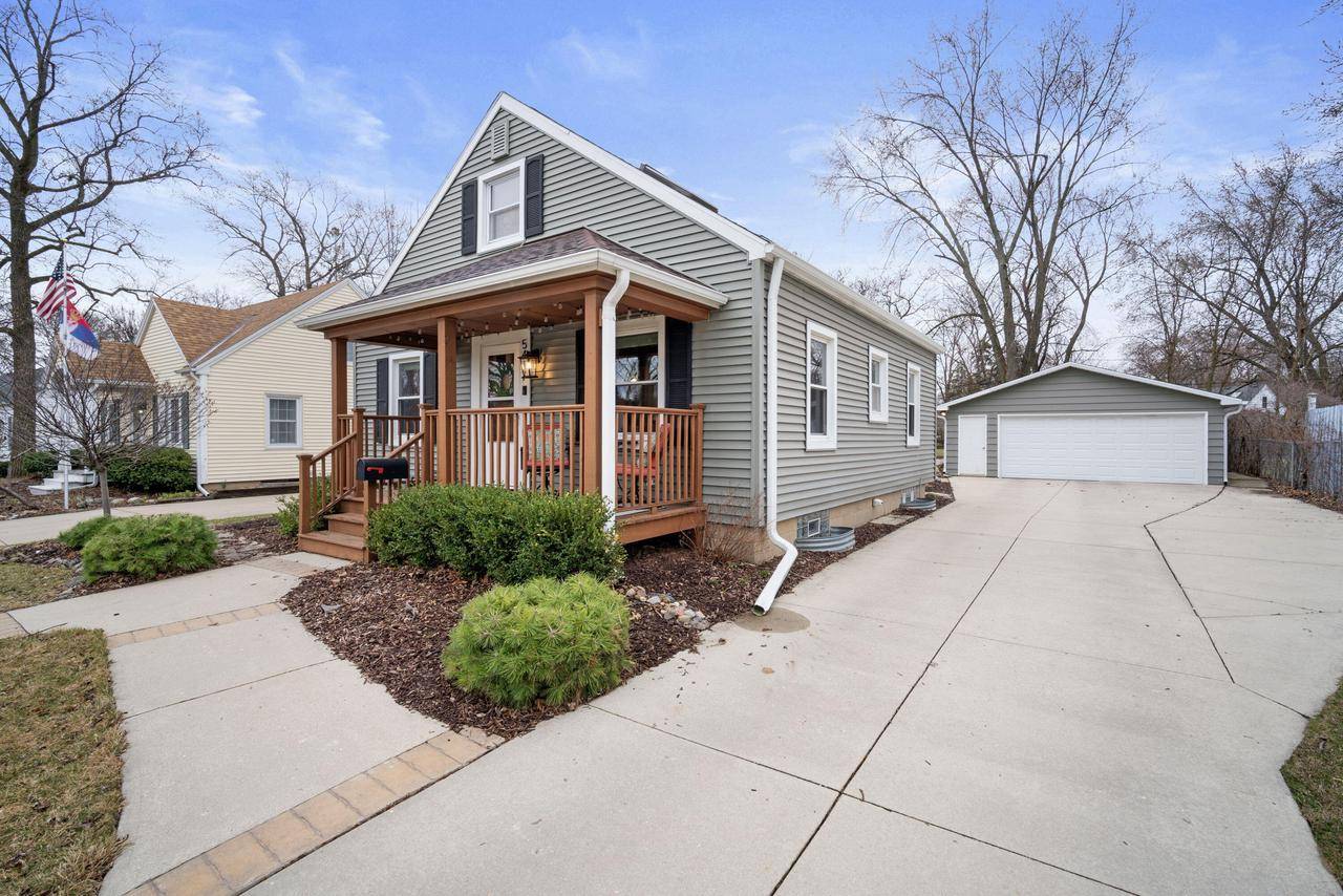 Milwaukee, WI 53219,5417 W Arizona STREET