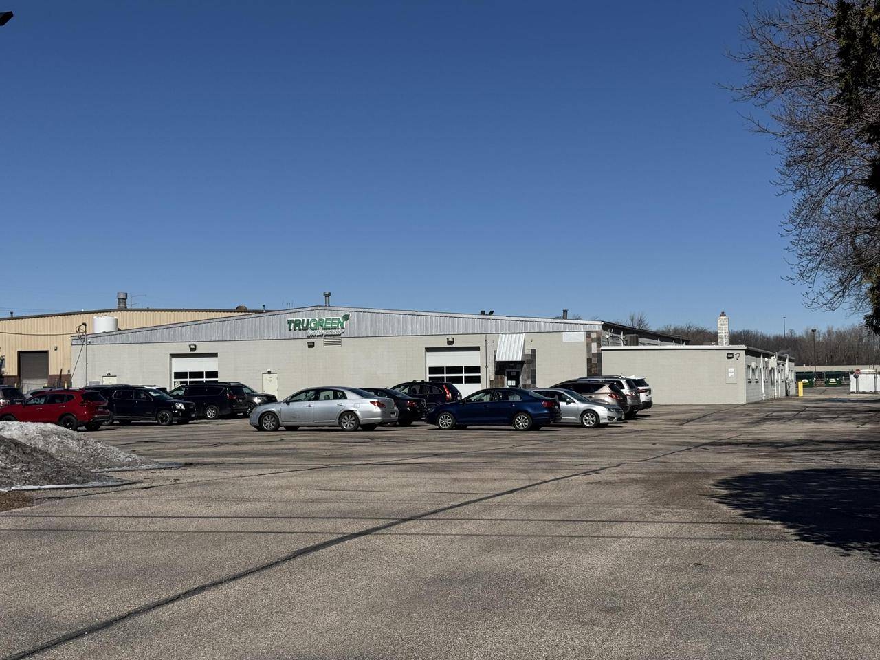 Milwaukee, WI 53223,8120 W Bradley ROAD