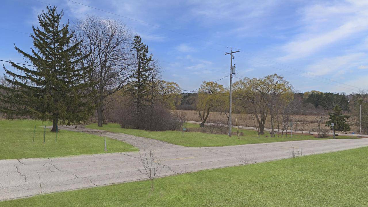 Waukesha, WI 53189,W234S6630 BIG BEND DRIVE