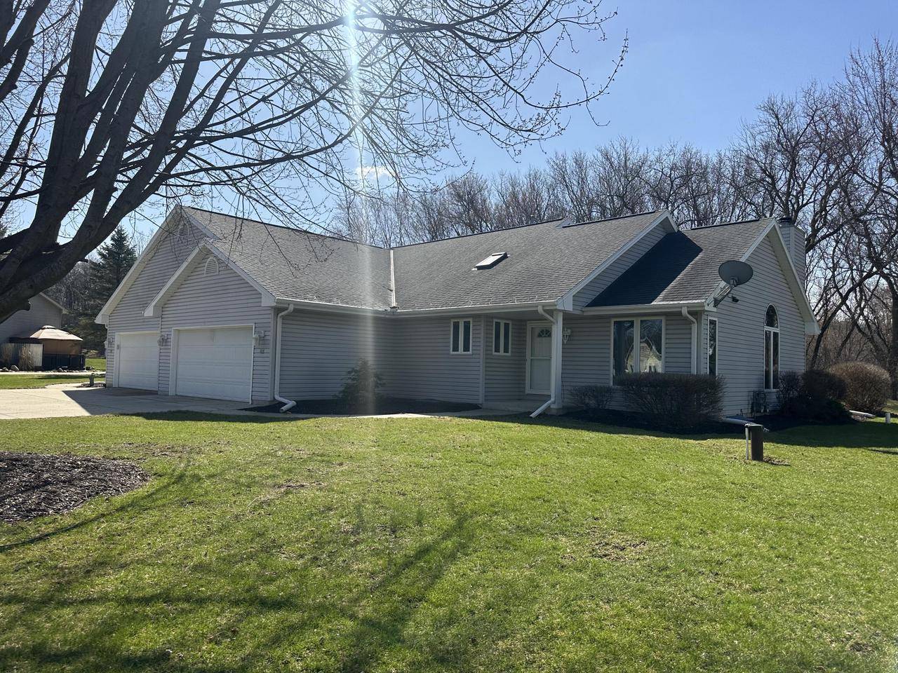 Wales, WI 53183,227 Somerset GLEN #225