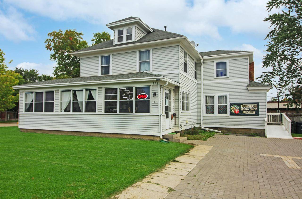 Lake Geneva, WI 53147,723 Williams STREET