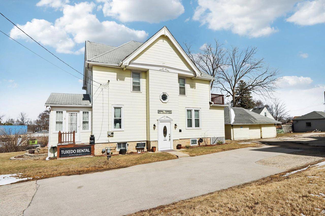 Menomonee Falls, WI 53051,N90W17032 Appleton AVENUE