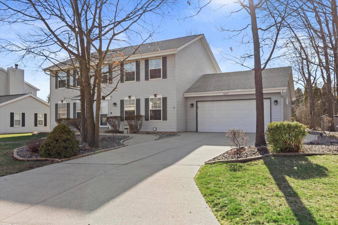 Franklin, WI 53132,6831 S Dory DRIVE