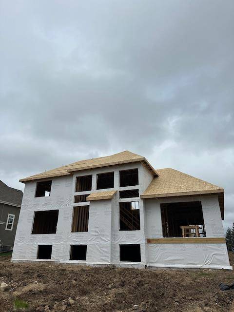 Waukesha, WI 53189,1629 Mohican TRAIL