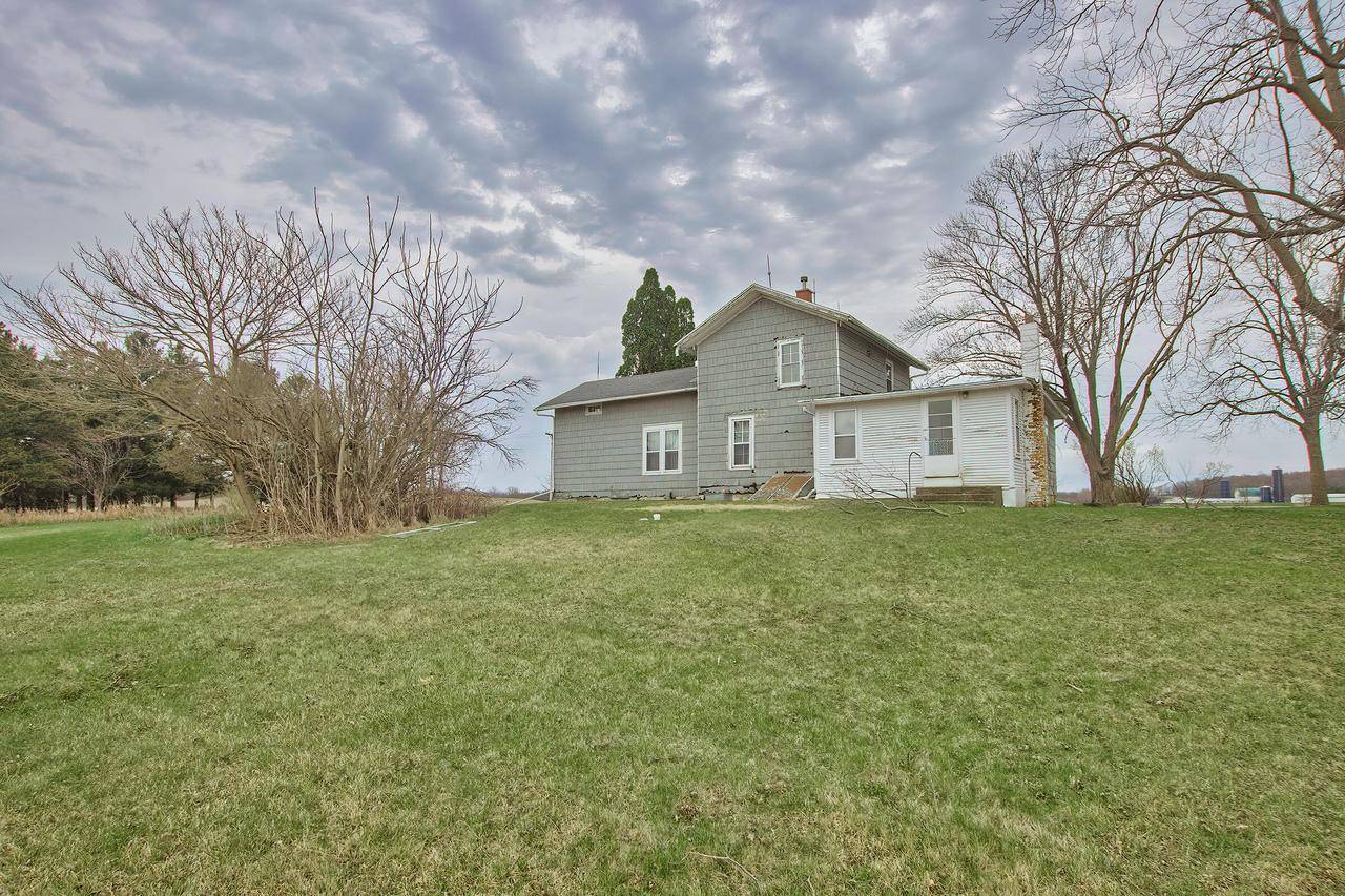 Whitewater, WI 53190,9749 E Six Corners ROAD