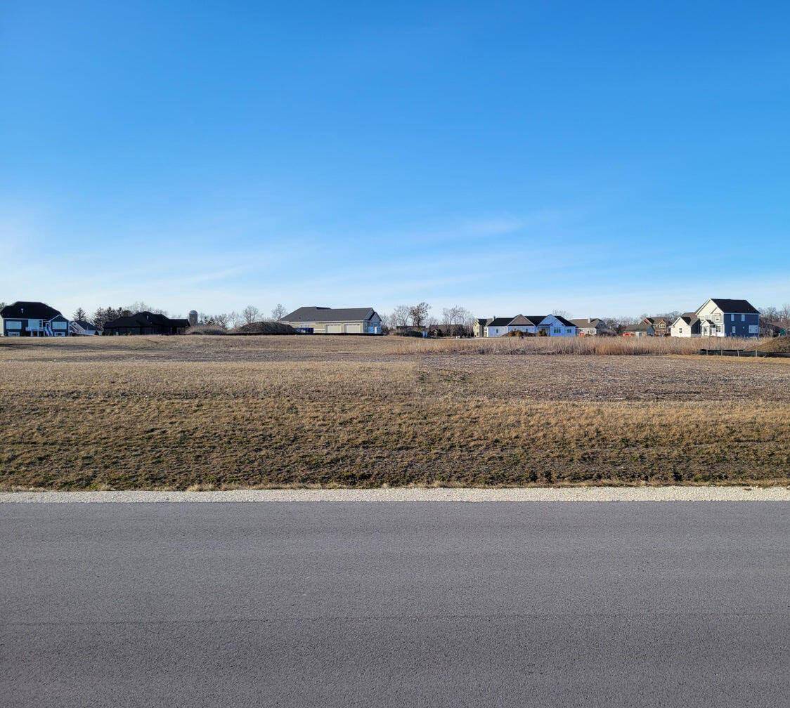 Hartland, WI 53029,N82W27734 MARSHALL DRIVE #Lt155