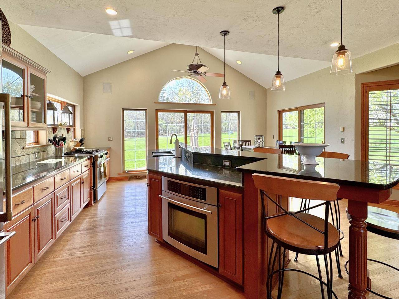 Menomonee Falls, WI 53051,N52W16103 Bette DRIVE