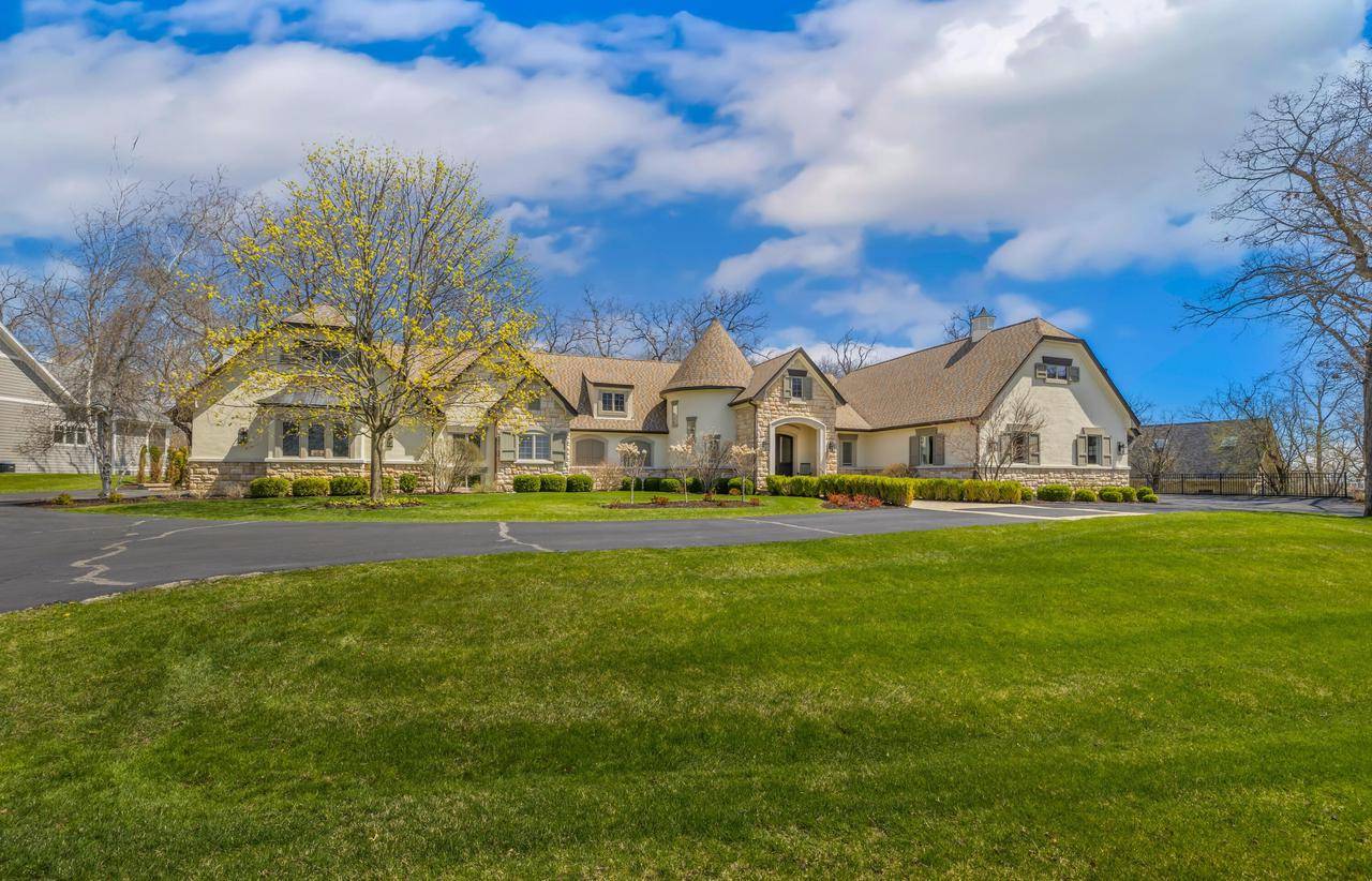 Lake Geneva, WI 53147,1277 Geneva National AVENUE W