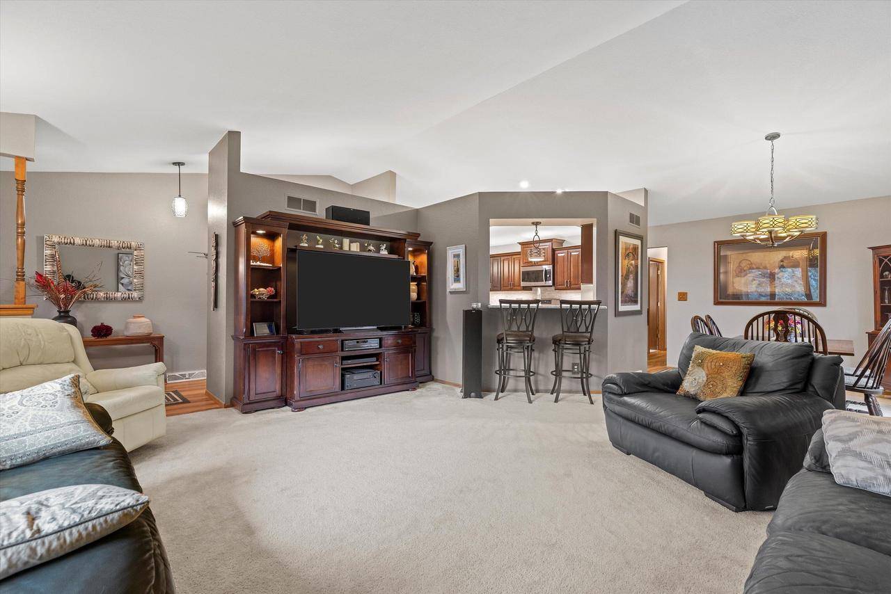 Hartland, WI 53029,416 Lindenwood DRIVE