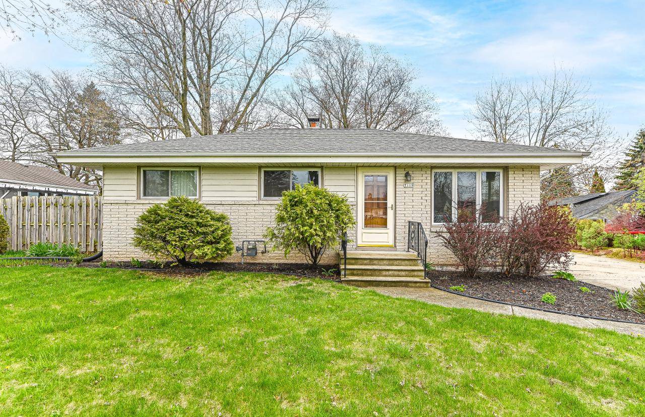 Racine, WI 53402,7119 Lamberton ROAD