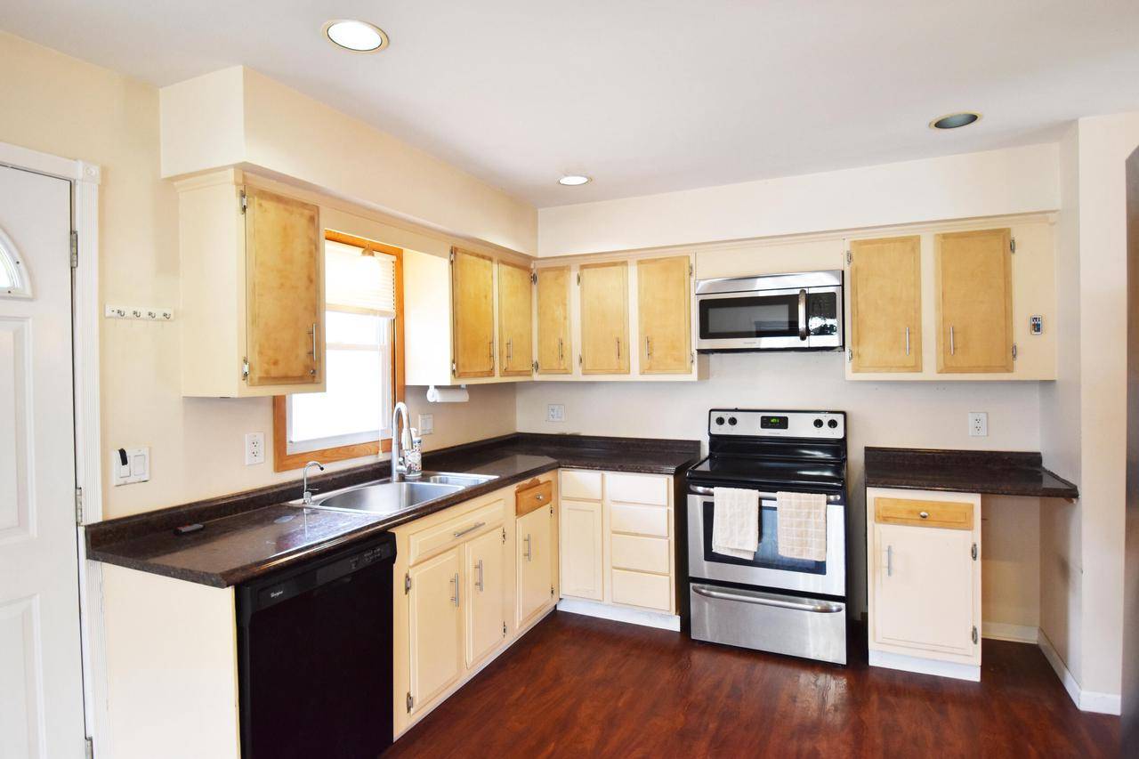 Waukesha, WI 53188,1954 S Cascade DRIVE