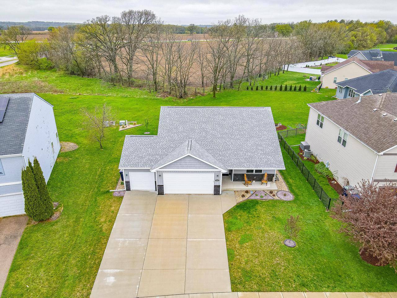 Milton, WI 53563,3465 Samson DRIVE
