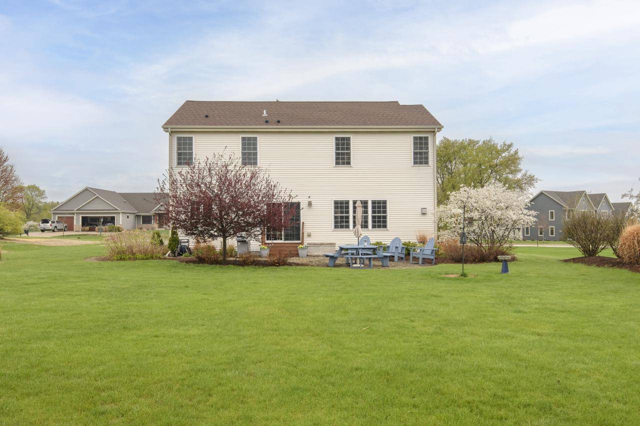 Mukwonago, WI 53149,809 Pinehurst DRIVE